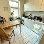 Apartamento Moebliertes Naehe Universitaet & Klinik Temporaere Aufenthalte