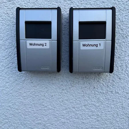 Apartment 1 Zi Whg An Der Universitaet Zu Kiel-alsenstrasse 17, Perfekt Als Schadenwohnung, Eigener Parkplatz, Grosse Wohnkueche, Wlan, Gemuetlich Moebliert, Je 3 Min Zur Universitaetsklinik, Ostsee, Seebaeder, City, Luxusfaehren Kiel